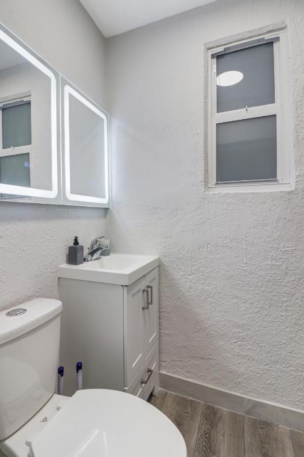 Spacious And Luxurious Home Centrally Located Between Miami And Ft. Lauderdale Miramar Exterior foto