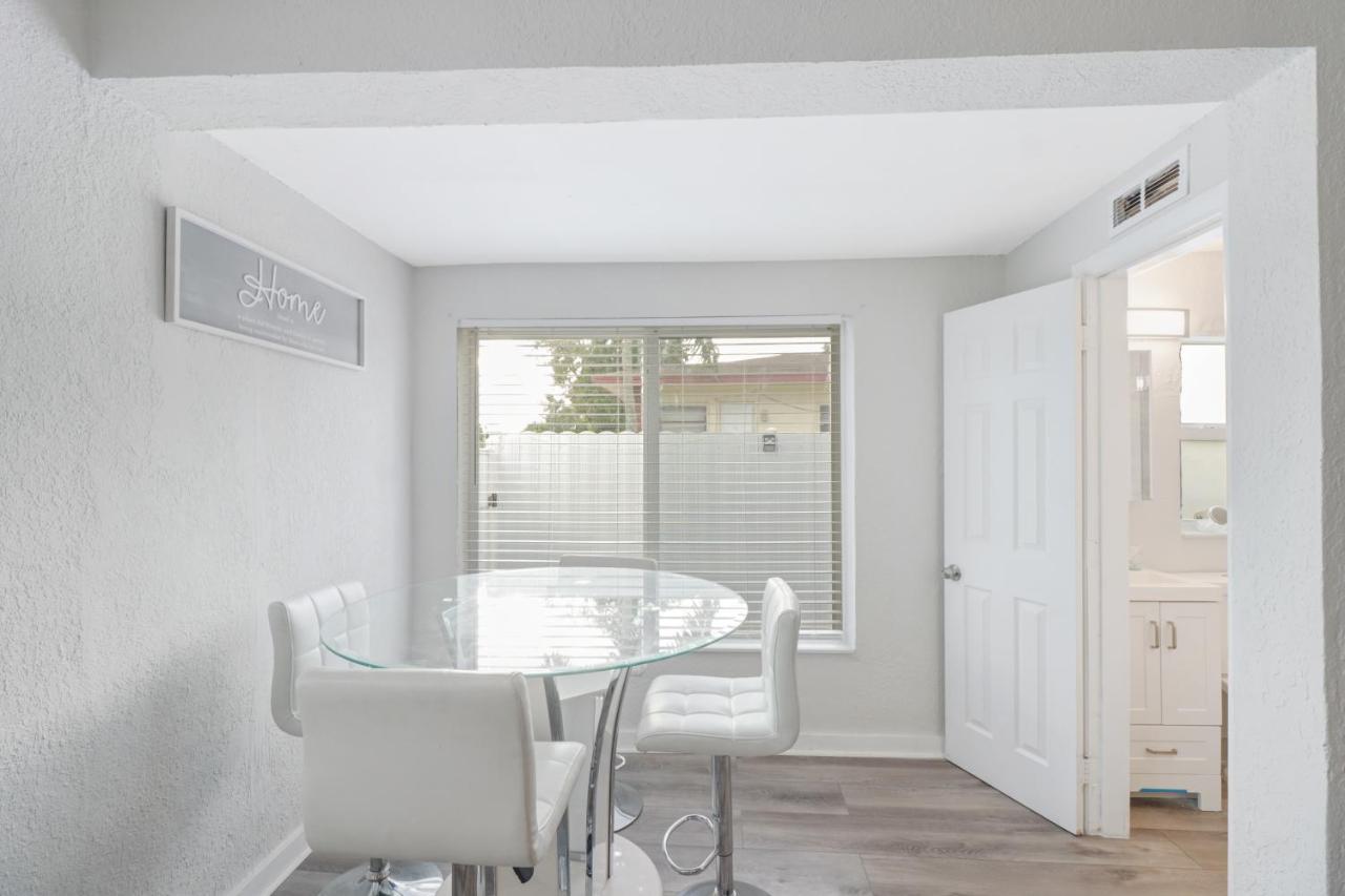 Spacious And Luxurious Home Centrally Located Between Miami And Ft. Lauderdale Miramar Exterior foto