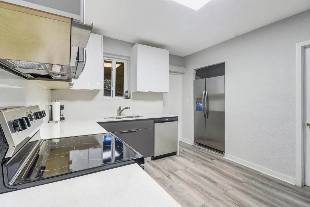 Spacious And Luxurious Home Centrally Located Between Miami And Ft. Lauderdale Miramar Exterior foto